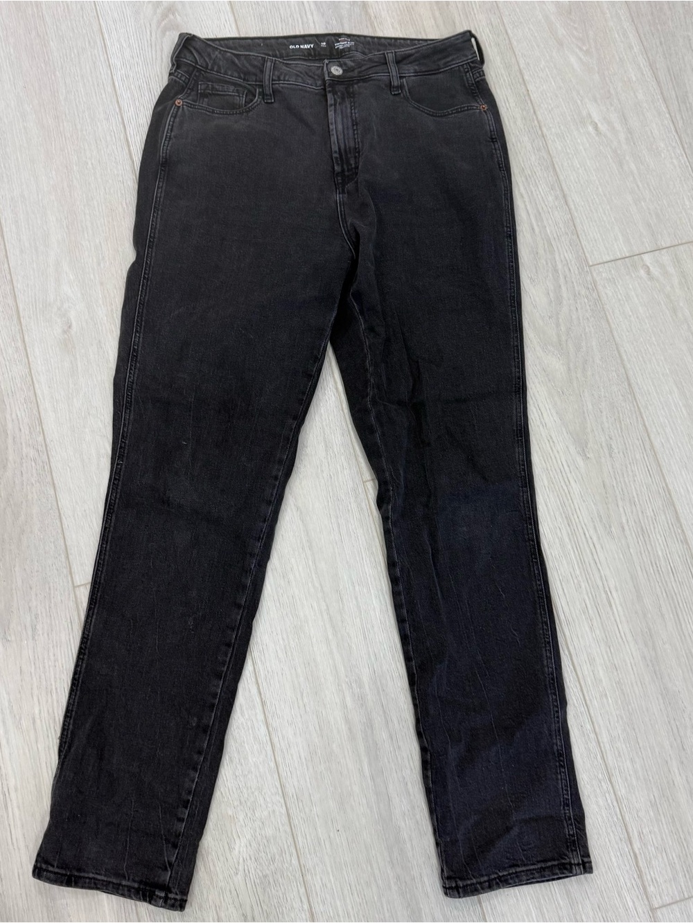 Old Navy Women’s Black Straight-Leg Jeans